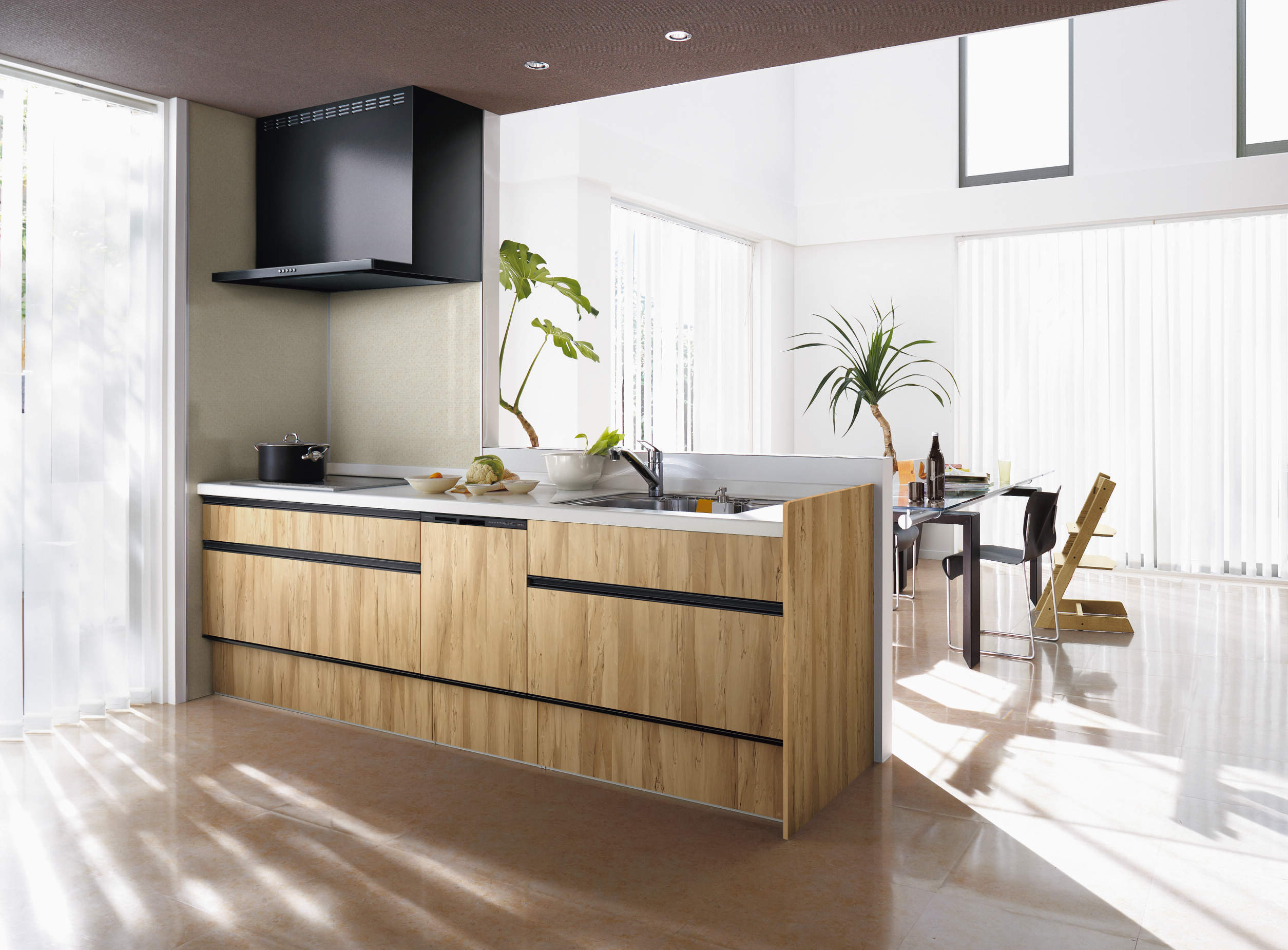 光溢れるキッチン